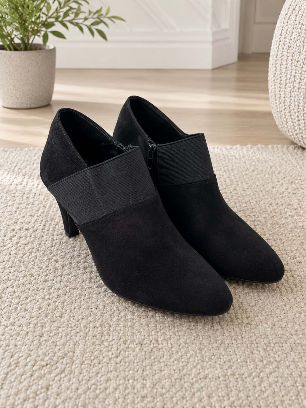 London Fog LF-Bobbie Black Fabric Ankle Bootie Heels Elastic Size 8.5